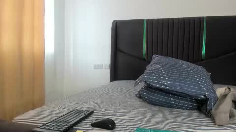 Angelina online show from February 2026 06:19:02 AM