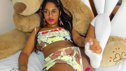 Snapshot of ebony_beautifull chatting on January 2025 09:45:02 AM Luci online show from January 2025 09:45:02 AM