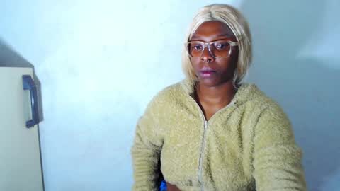 Snapshot of ebony_chayna chatting on December 2024 03:43:01 AM chayna smith online show from December 2024 03:43:01 AM