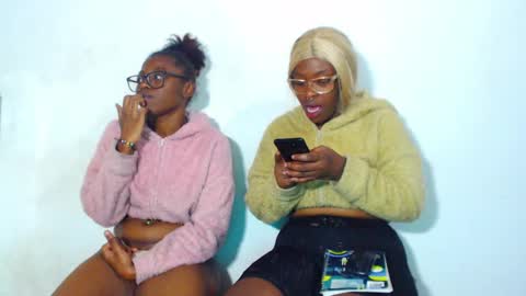 Snapshot of ebony_chayna chatting on December 2024 10:15:02 PM chayna smith online show from December 2024 10:15:02 PM