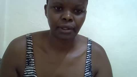 ebony_cuttey30 online show from May 2026 07:25:01 AM