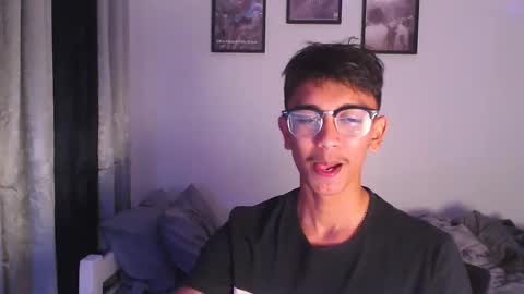 Snapshot of ebony_fuckboy chatting on January 2025 02:30:01 PM ebony_fuckboy online show from January 2025 02:30:01 PM