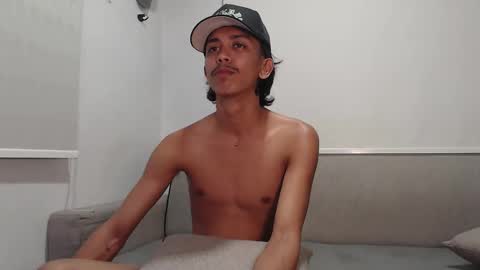 ebony_fuckboy online show from January 2026 07:04:02 PM