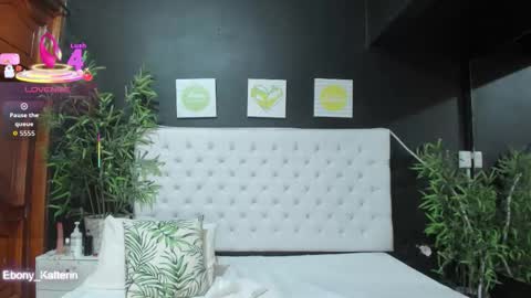 ebony_katterin online show from October 2025 11:20:02 AM