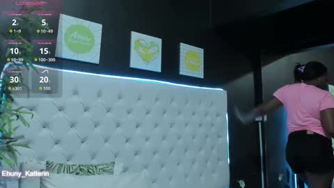 ebony_katterin online show from October 2025 10:59:01 AM