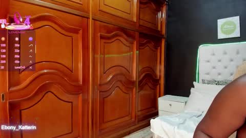 ebony_katterin online show from December 2025 11:17:01 AM