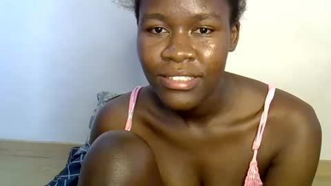 ebony_lynne online show from July 2026 07:09:02 AM
