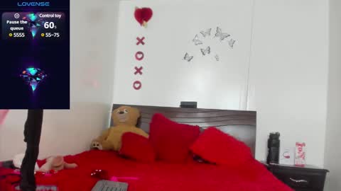 Snapshot of ebony_mine47 chatting on December 2024 10:14:02 AM Ebony Mine online show from December 2024 10:14:02 AM