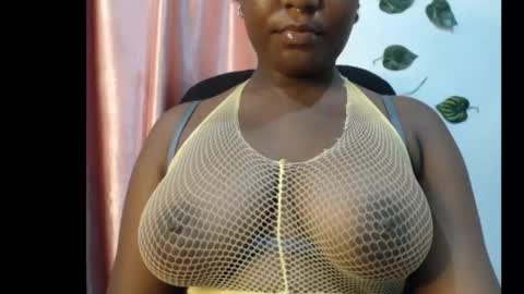 Snapshot of ebony_sexy_queen chatting on September 2025 11:33:02 AM Racheal online show from September 2025 11:33:02 AM