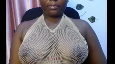 Snapshot of ebony_sexy_queen chatting on September 2025 09:28:02 PM Racheal online show from September 2025 09:28:02 PM