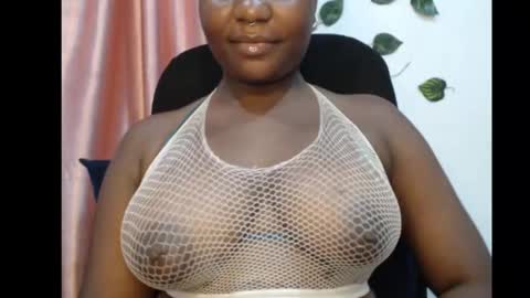 Snapshot of ebony_sexy_queen chatting on September 2025 09:36:01 AM Racheal online show from September 2025 09:36:01 AM