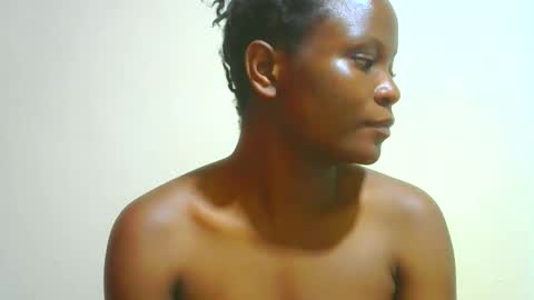 Snapshot of ebony_shan_ chatting on October 2025 02:03:02 AM Shanny online show from October 2025 02:03:02 AM