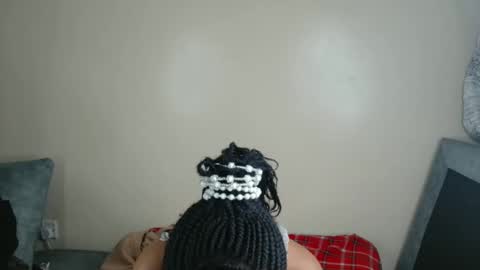 ebony_sluttt online show from October 2025 08:05:02 AM