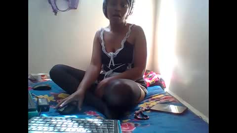 ebony_sluttt online show from February 2026 06:51:01 AM
