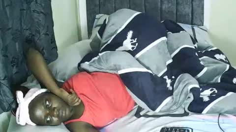 Snapshot of ebony_tasha chatting on January 2025 08:25:01 PM tasha online show from January 2025 08:25:01 PM