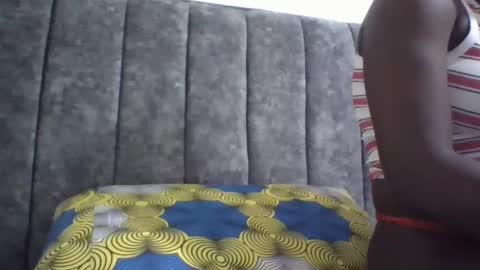 Snapshot of ebony_tasha chatting on February 2025 09:58:01 PM tasha online show from February 2025 09:58:01 PM