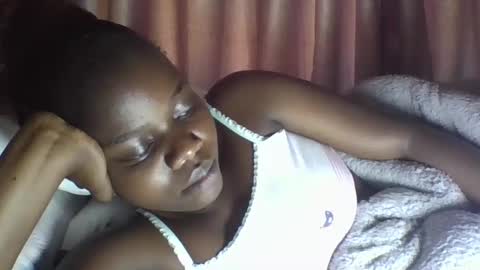 Snapshot of ebony_tasha chatting on February 2025 10:58:02 AM tasha online show from February 2025 10:58:02 AM