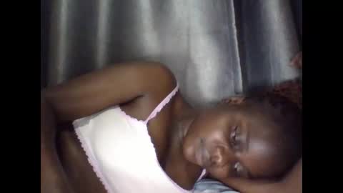 Snapshot of ebony_tasha chatting on March 2025 09:26:01 PM tasha online show from March 2025 09:26:01 PM