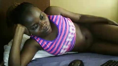 Snapshot of ebony_tasha chatting on March 2025 08:54:02 AM tasha online show from March 2025 08:54:02 AM