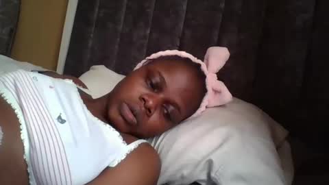 Snapshot of ebony_tasha chatting on September 2025 01:03:01 PM tasha online show from September 2025 01:03:01 PM