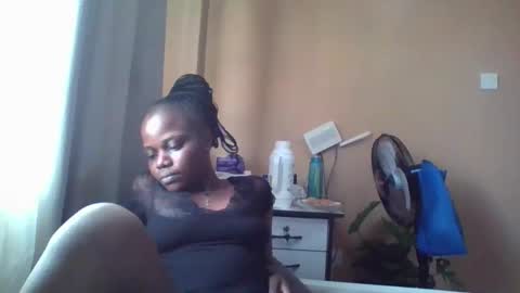 Snapshot of ebony_tasha chatting on October 2025 07:12:02 AM tasha online show from October 2025 07:12:02 AM
