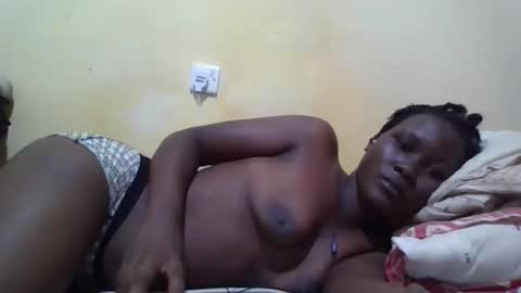 ebony_vanillah online show from March 2026 07:07:01 PM