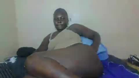 Snapshot of ebonyblack28 chatting on June 2026 07:45:01 PM MELVINE online show from June 2026 07:45:01 PM