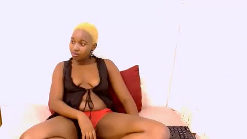 Snapshot of ebonyblisss chatting on March 2025 09:40:01 AM Tamia online show from March 2025 09:40:01 AM