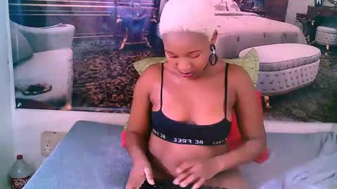 Snapshot of ebonyblisss chatting on March 2025 06:29:01 AM Tamia online show from March 2025 06:29:01 AM