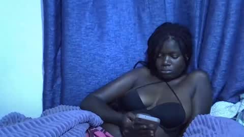 ebonybloom01 online show from September 2025 02:59:02 AM