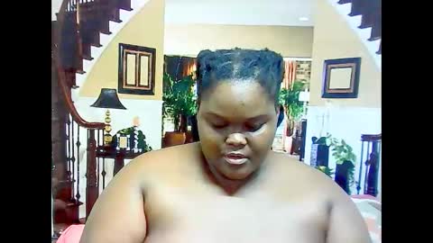Snapshot of ebonyhotbuns4u2luv chatting on February 2025 06:48:01 AM ebonyhotbuns4u2luv online show from February 2025 06:48:01 AM
