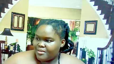 Snapshot of ebonyhotbuns4u2luv chatting on February 2025 09:39:02 AM ebonyhotbuns4u2luv online show from February 2025 09:39:02 AM