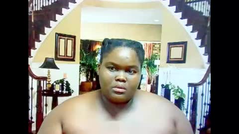 Snapshot of ebonyhotbuns4u2luv chatting on February 2025 06:54:02 PM ebonyhotbuns4u2luv online show from February 2025 06:54:02 PM