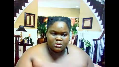 Snapshot of ebonyhotbuns4u2luv chatting on February 2025 06:07:02 AM ebonyhotbuns4u2luv online show from February 2025 06:07:02 AM