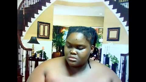 Snapshot of ebonyhotbuns4u2luv chatting on February 2025 09:13:02 AM ebonyhotbuns4u2luv online show from February 2025 09:13:02 AM