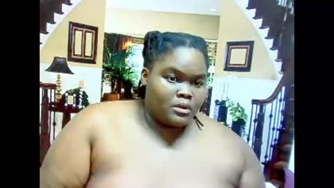 Snapshot of ebonyhotbuns4u2luv chatting on February 2025 02:06:02 AM ebonyhotbuns4u2luv online show from February 2025 02:06:02 AM