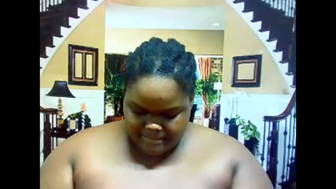 Snapshot of ebonyhotbuns4u2luv chatting on March 2025 05:20:02 AM ebonyhotbuns4u2luv online show from March 2025 05:20:02 AM