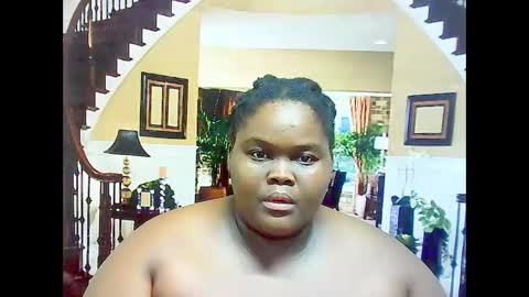 Snapshot of ebonyhotbuns4u2luv chatting on March 2025 09:43:01 PM ebonyhotbuns4u2luv online show from March 2025 09:43:01 PM