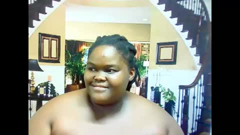 Snapshot of ebonyhotbuns4u2luv chatting on March 2025 06:43:01 AM ebonyhotbuns4u2luv online show from March 2025 06:43:01 AM