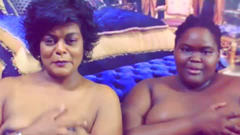 Snapshot of ebonyhotbuns4u2luv chatting on March 2025 10:20:01 PM ebonyhotbuns4u2luv online show from March 2025 10:20:01 PM