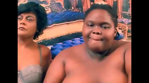 Snapshot of ebonyhotbuns4u2luv chatting on March 2025 09:02:02 AM ebonyhotbuns4u2luv online show from March 2025 09:02:02 AM