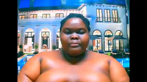 Snapshot of ebonyhotbuns4u2luv chatting on September 2025 07:52:02 AM ebonyhotbuns4u2luv online show from September 2025 07:52:02 AM