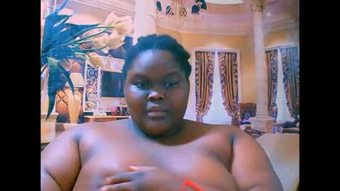 Snapshot of ebonyhotbuns4u2luv chatting on September 2025 09:25:02 PM ebonyhotbuns4u2luv online show from September 2025 09:25:02 PM