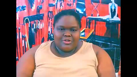 Snapshot of ebonyhotbuns4u2luv chatting on October 2025 11:07:01 PM ebonyhotbuns4u2luv online show from October 2025 11:07:01 PM