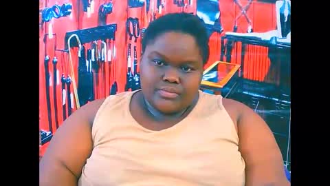 Snapshot of ebonyhotbuns4u2luv chatting on October 2025 12:56:02 AM ebonyhotbuns4u2luv online show from October 2025 12:56:02 AM