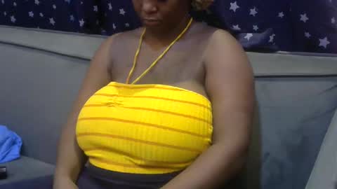 ebonymayahh online show from April 2026 07:44:02 AM