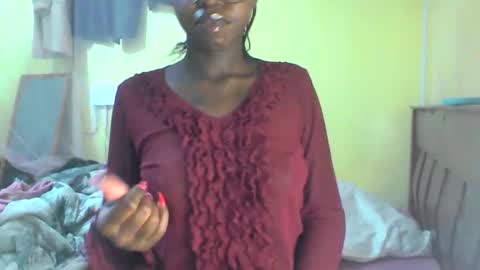 Ebonymuse2 online show from March 2026 06:44:02 PM