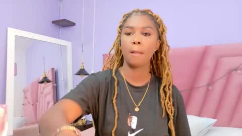 Snapshot of ebonyndsavage chatting on October 2025 09:00:02 PM ebonyndsavage online show from October 2025 09:00:02 PM