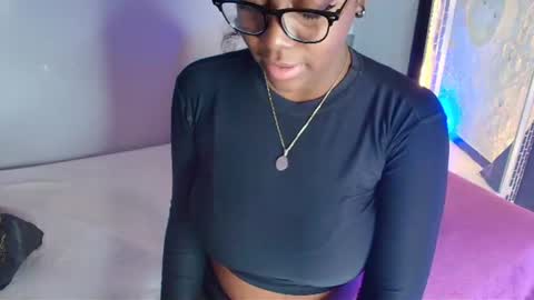 ebonyrosee_ online show from June 2026 12:22:02 PM
