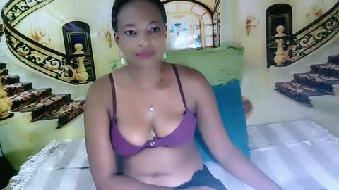 Snapshot of ebonyseductionz chatting on January 2025 05:34:02 PM Zammy online show from January 2025 05:34:02 PM